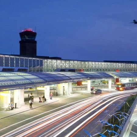 United Airlines BWI Terminal – Baltimore Washington International Thurgood Marshall Airport