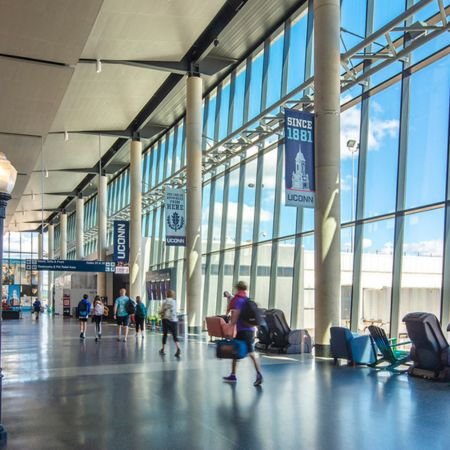 United Airlines BDL Terminal – Bradley International Airport
