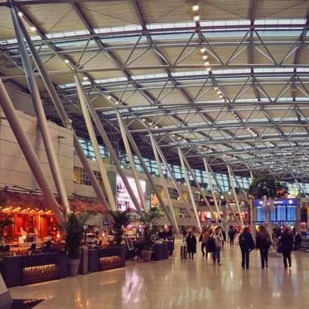 United Airlines DUS Terminal – Dusseldorf International Airport