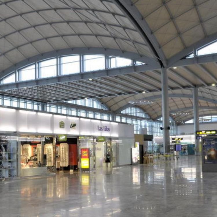 Ryanair ALC Terminal – Alicante Airport