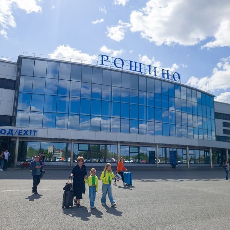 Roshchino International Airport