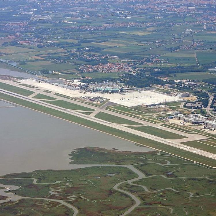 Air France VCE Terminal – Venice Marco Polo Airport