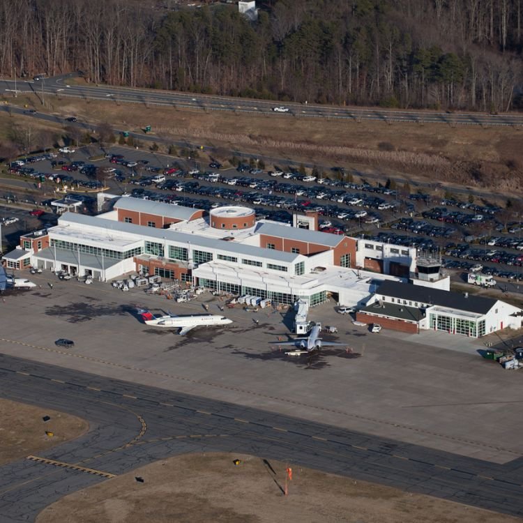 Charlottesville Albemarle Airport