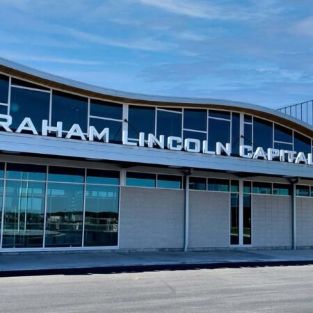 Abraham Lincoln Capital Airport