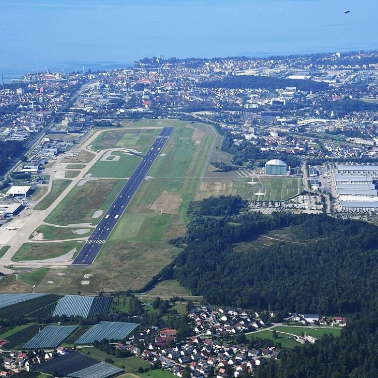 Wizz Air FDH Terminal – Friedrichshafen Airport