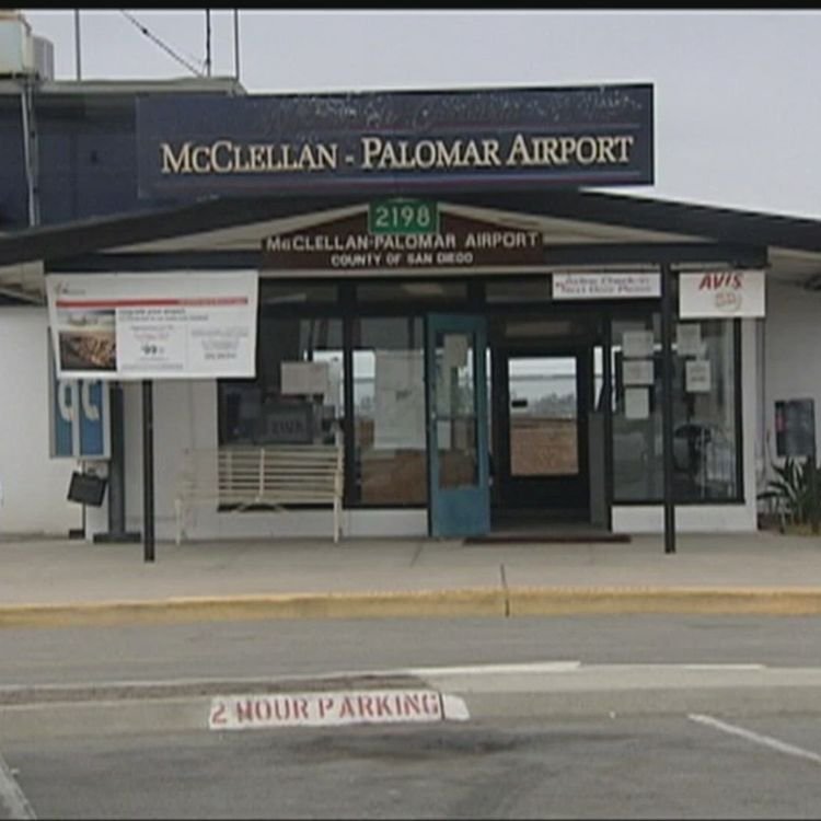 United Airlines CLD Terminal – McClellan-Palomar Airport