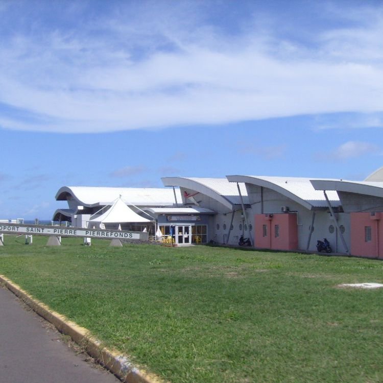 Pierrefonds Airport